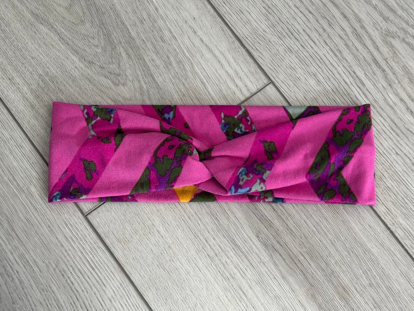 Twisty Knot Stretchy Headband