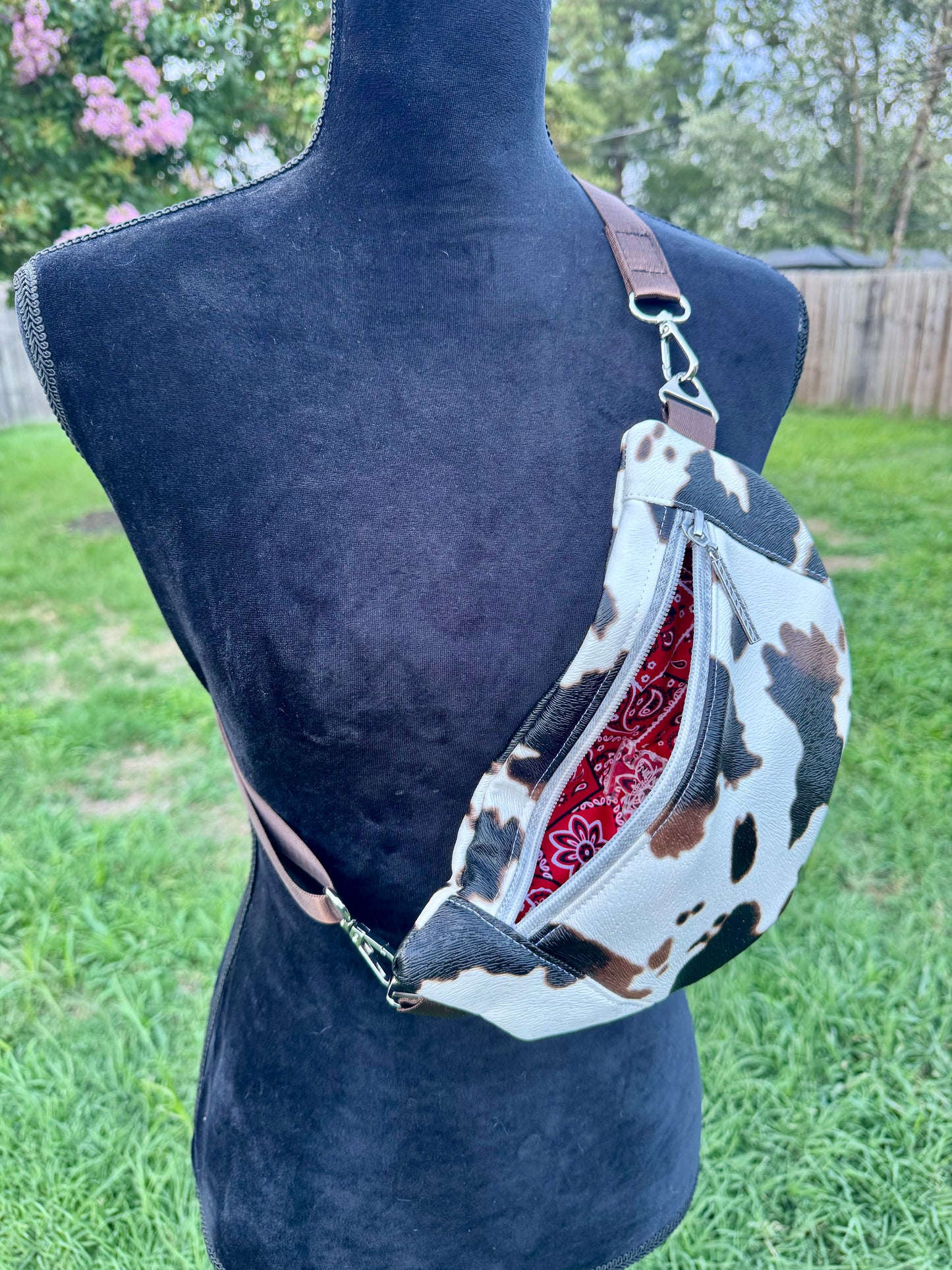 Hipster Fanny Pack Sling Crossbody Bag (Lined)